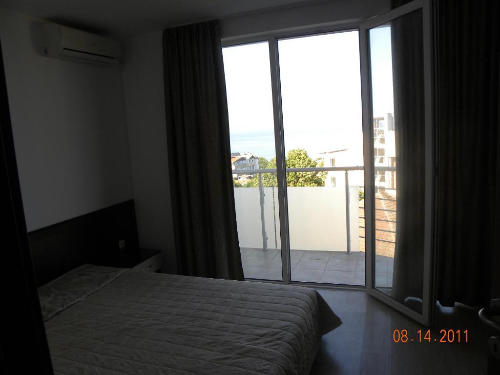 Apartcomplex New Tawn 오브조르 외부 사진